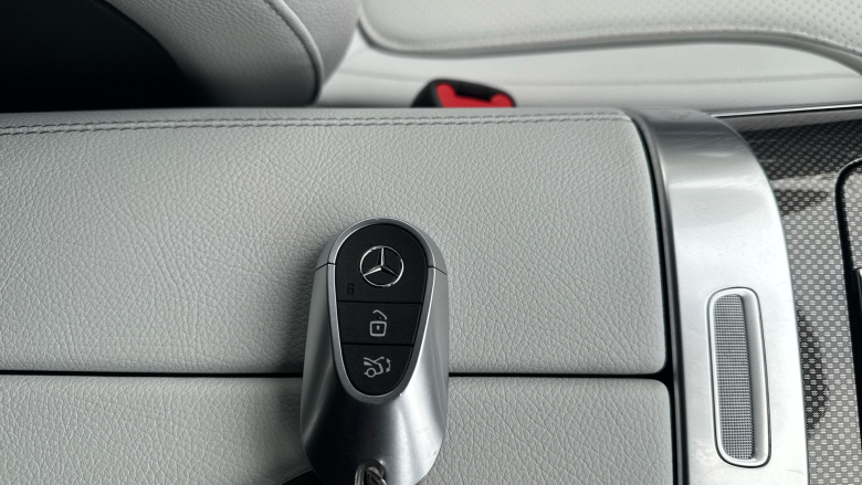 Mercedes-Benz C-Class C300 AMG Line Premium Plus 4dr 9G-Tronic Petrol Saloon